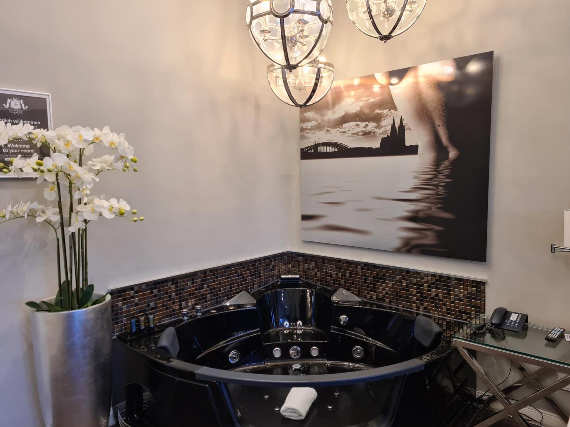 Villahotel Rheinblick Colonia Esterno foto